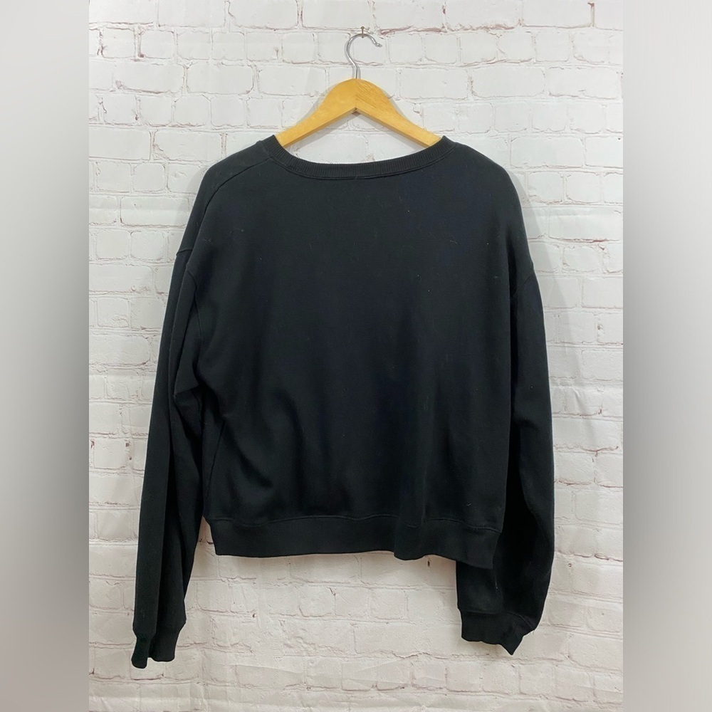 Disney Mickey Santa Black Long Sleeve Sweatshirt Size Large - Picture 3 of 5